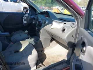 2005 Saturn ION ION 2 z VIN 1G8AZ52F05Z165889, wystawiony jako IAAI lot #43265337 z przebiegiem 310 025 mil mil oraz . Historia ofert i sprzedaży dostępna na DreamBid. Obrazek 5.