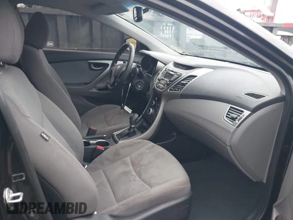✅ 2016 Hyundai Elantra SE • VIN: 5NPDH4AE3GH782562 • Lot: 43766087. Listed on IAAI with 147,809 mi. Free auction sales archive from the USA and detailed vehicle history report at DreamBid. Image 5.