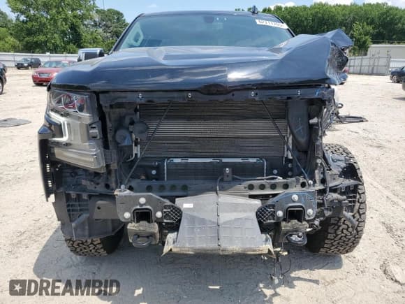 ✅ 2021 Chevrolet Silverado 1500 LTZ • VIN: 3GCUYGET5MG150323 • Lot: 62711705. Wystawiony na Copart z przebiegiem 47 306 mil. Bezpłatny archiwum sprzedaży aukcyjnych z USA i szczegółowy raport historii pojazdu na DreamBid. Zdjęcie 5.