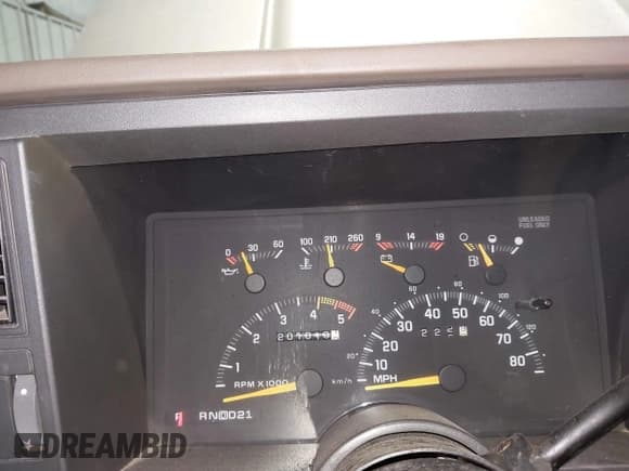 ✅ 1992 Chevrolet Silverado 1500 • VIN: 2GCEK19K0N1134500 • Лот: 41697424. Опубликован ранее на IAAI с пробегом 201 018 миль. Бесплатный доступ к архиву аукционных продаж из США и подробный отчёт об истории автомобиля на DreamBid. Изображение 7.