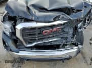 ✅ 2022 GMC Sierra 1500 SLT • VIN: 3GTU9DEL7NG133035 • Лот: 65930164. Опубликован ранее на Copart с пробегом 18 322 миль. Бесплатный доступ к архиву аукционных продаж из США и подробный отчёт об истории автомобиля на DreamBid. Изображение 11.