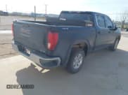 ✅ 2020 GMC Sierra 1500 SLE • VIN: 3GTU9BED3LG285467 • Лот: 42977786. Опубликован ранее на IAAI с пробегом 85 588 миль. Бесплатный доступ к архиву аукционных продаж из США и подробный отчёт об истории автомобиля на DreamBid. Изображение 4.