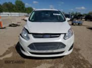 ✅ 2016 Ford C-Max SEL • VIN: 1FADP5BU7GL110584 • Lot: 56987145. Wystawiony na Copart z przebiegiem 106 651 mil. Bezpłatny archiwum sprzedaży aukcyjnych z USA i szczegółowy raport historii pojazdu na DreamBid. Zdjęcie 5.