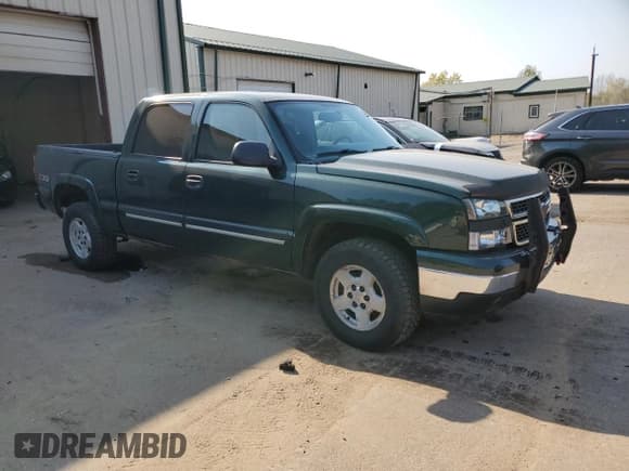 ✅ 2006 Chevrolet Silverado 1500 LT1 • VIN: 2GCEK13T561203202 • Лот: 75137974. Опубликован ранее на Copart с пробегом 213 932 миль. Бесплатный доступ к архиву аукционных продаж из США и подробный отчёт об истории автомобиля на DreamBid. Изображение 4.
