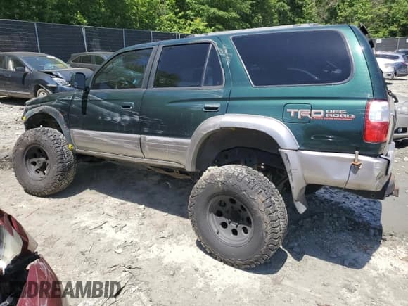✅ 2001 Toyota 4Runner Limited • VIN: JT3HN87RX10331780 • Lot: 57103275. Listed on Copart with 209,522 mi. Free auction sales archive from the USA and detailed vehicle history report at DreamBid. Image 2.