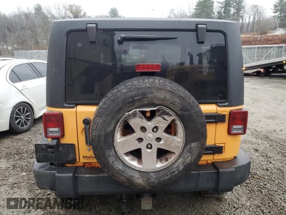 ✅ 2012 Jeep Wrangler Sport • VIN: 1C4AJWAG9CL147257 • Лот: 93436635. Опубликован ранее на Copart с пробегом 197 119 миль. Бесплатный доступ к архиву аукционных продаж из США и подробный отчёт об истории автомобиля на DreamBid. Изображение 6.