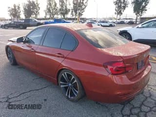 ✅ 2018 BMW 3 Series 330i • VIN: WBA8B9C5XJAE22118 • Лот: 43450705. Опубликован ранее на IAAI с пробегом 85 727 миль. Бесплатный доступ к архиву аукционных продаж из США и подробный отчёт об истории автомобиля на DreamBid. Изображение 3.