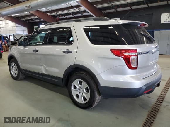 ✅ 2014 Ford Explorer • VIN: 1FM5K8B83EGB06258 • Lot: 81051815. Wystawiony na Copart z przebiegiem 127 742 mil. Bezpłatny archiwum sprzedaży aukcyjnych z USA i szczegółowy raport historii pojazdu na DreamBid. Zdjęcie 2.