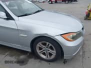 ✅ 2008 BMW 3 Series 328i • VIN: WBAVA37538NL52457 • Лот: 42063895. Опубликован ранее на IAAI с пробегом 114 401 миль. Бесплатный доступ к архиву аукционных продаж из США и подробный отчёт об истории автомобиля на DreamBid. Изображение 6.