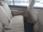 ✅ 2009 Kia Rondo LX • VIN: KNAFG528X97238137 • Lot: 42742216. Wystawiony na IAAI z przebiegiem 136 217 mil. Bezpłatny archiwum sprzedaży aukcyjnych z USA i szczegółowy raport historii pojazdu na DreamBid. Zdjęcie 8.