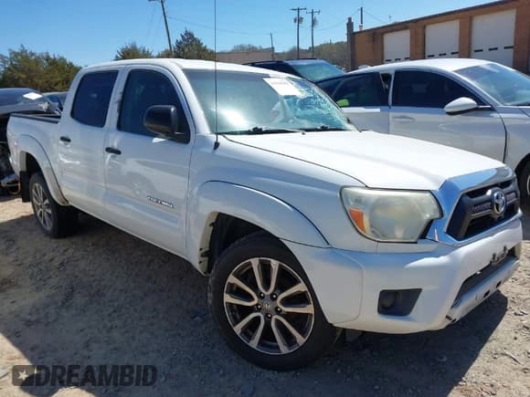 ✅ 2013 Toyota Tacoma • VIN: 5TFJX4CN5DX030249 • Лот: 41810560. Опубликован ранее на IAAI с пробегом 177 680 миль. Бесплатный доступ к архиву аукционных продаж из США и подробный отчёт об истории автомобиля на DreamBid. Изображение 1.
