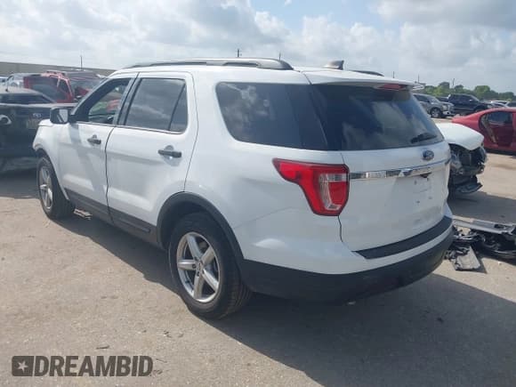 ✅ 2018 Ford Explorer • VIN: 1FM5K7B82JGB42687 • Lot: 42546177. Wystawiony na IAAI z przebiegiem 43 055 mil. Bezpłatny archiwum sprzedaży aukcyjnych z USA i szczegółowy raport historii pojazdu na DreamBid. Zdjęcie 3.