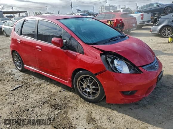 ✅ 2009 Honda Fit Sport • VIN: JHMGE88499S014243 • Lot: 95554195. Listed on Copart with 174,543 mi. Free auction sales archive from the USA and detailed vehicle history report at DreamBid. Image 4.