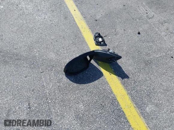 ✅ 2024 Audi A6 Premium Plus • VIN: WAUE3BF25RN043215 • Лот: 42852302. Опубликован ранее на IAAI с пробегом 23 633 миль. Бесплатный доступ к архиву аукционных продаж из США и подробный отчёт об истории автомобиля на DreamBid. Изображение 12.