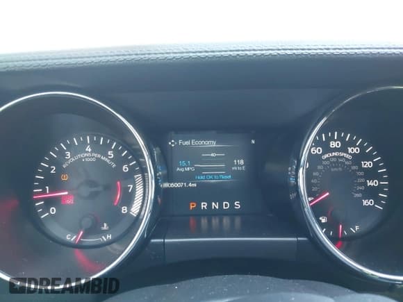 ✅ 2017 Ford Mustang GT Premium • VIN: 1FA6P8CF7H5217439 • Lot: 43650567. Wystawiony na IAAI z przebiegiem 50 071 mil. Bezpłatny archiwum sprzedaży aukcyjnych z USA i szczegółowy raport historii pojazdu na DreamBid. Zdjęcie 7.