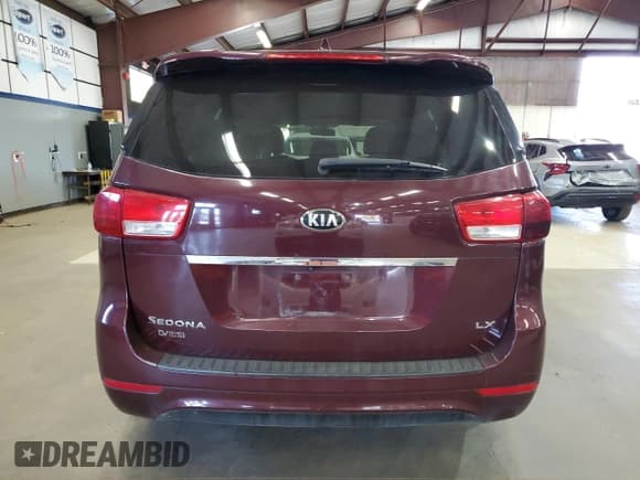 ✅ 2017 Kia Sedona LX • VIN: KNDMB5C10H6308503 • Лот: 86408665. Опубликован ранее на Copart с пробегом 154 370 миль. Бесплатный доступ к архиву аукционных продаж из США и подробный отчёт об истории автомобиля на DreamBid. Изображение 6.