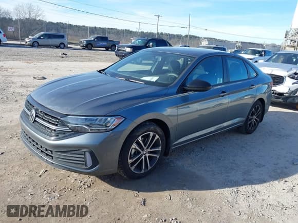 ✅ 2022 Volkswagen Jetta Sport • VIN: 3VWBM7BU1NM023357 • Lot: 38647076. Listed on IAAI with 7,596 mi. Free auction sales archive from the USA and detailed vehicle history report at DreamBid. Image 2.