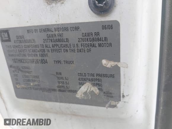 ✅ 2006 GMC Sierra 2500HD SLE2 • VIN: 1GTHK23U76F261834 • Лот: 42590532. Опубликован ранее на IAAI с пробегом 279 244 миль. Бесплатный доступ к архиву аукционных продаж из США и подробный отчёт об истории автомобиля на DreamBid. Изображение 9.