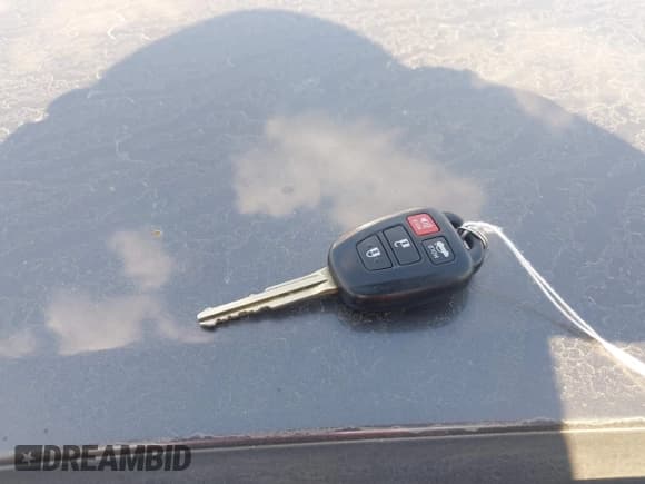 ✅ 2014 Toyota Camry SE Sport • VIN: 4T1BF1FKXEU392289 • Lot: 43215216. Wystawiony na IAAI z przebiegiem 120 562 mil. Bezpłatny archiwum sprzedaży aukcyjnych z USA i szczegółowy raport historii pojazdu na DreamBid. Zdjęcie 11.