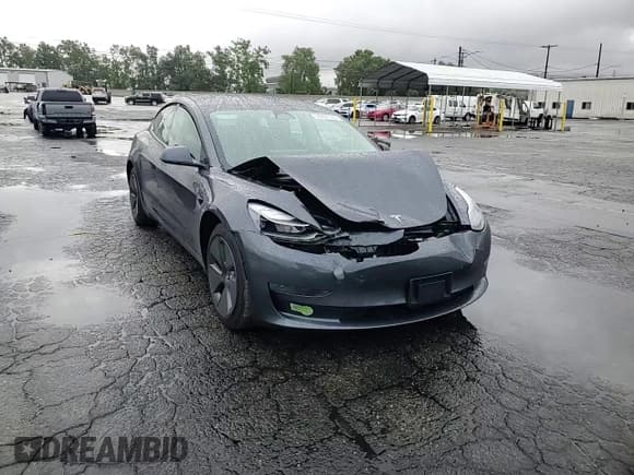 ✅ 2023 Tesla Model 3 • VIN: 5YJ3E1EA3PF502163 • Lot: 55784145. Wystawiony na Copart z przebiegiem 32 257 mil. Bezpłatny archiwum sprzedaży aukcyjnych z USA i szczegółowy raport historii pojazdu na DreamBid. Zdjęcie 13.