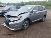 ✅ 2018 Mitsubishi Outlander SE • VIN: JA4AD3A35JZ064058 • Lot: 42311265. Listed on IAAI with 79,291 mi. Free auction sales archive from the USA and detailed vehicle history report at DreamBid. Image 17.