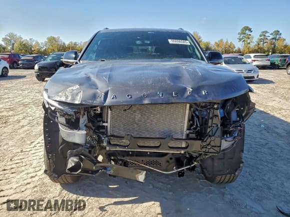 ✅ 2024 Jeep Wagoneer Series II • VIN: 1C4SJSBP8RS103650 • Лот: 95096585. Опубликован ранее на Copart с пробегом 1 166 миль. Бесплатный доступ к архиву аукционных продаж из США и подробный отчёт об истории автомобиля на DreamBid. Изображение 5.