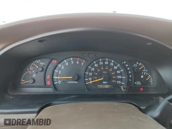 ✅ 2004 Toyota Tundra Limited • VIN: 5TBDT48194S450318 • Лот: 90944815. Опубликован ранее на Copart с пробегом 201 332 миль. Бесплатный доступ к архиву аукционных продаж из США и подробный отчёт об истории автомобиля на DreamBid. Изображение 9.