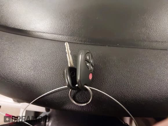 ✅ 2015 Toyota Sienna LE • VIN: 5TDKK3DC5FS579680 • Lot: 43607078. Wystawiony na IAAI z przebiegiem 175 911 mil. Bezpłatny archiwum sprzedaży aukcyjnych z USA i szczegółowy raport historii pojazdu na DreamBid. Zdjęcie 11.