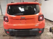 ✅ 2017 Jeep Renegade Altitude • VIN: ZACCJABB7HPE63399 • Lot: 41635030. Wystawiony na IAAI z przebiegiem 90 184 mil. Bezpłatny archiwum sprzedaży aukcyjnych z USA i szczegółowy raport historii pojazdu na DreamBid. Zdjęcie 16.