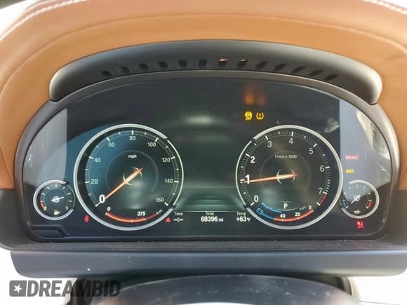 ✅ 2015 BMW 6 Series 640i • VIN: WBA6A0C57FD318727 • Lot: 52132585. Listed on Copart with 68,396 mi. Free auction sales archive from the USA and detailed vehicle history report at DreamBid. Image 9.