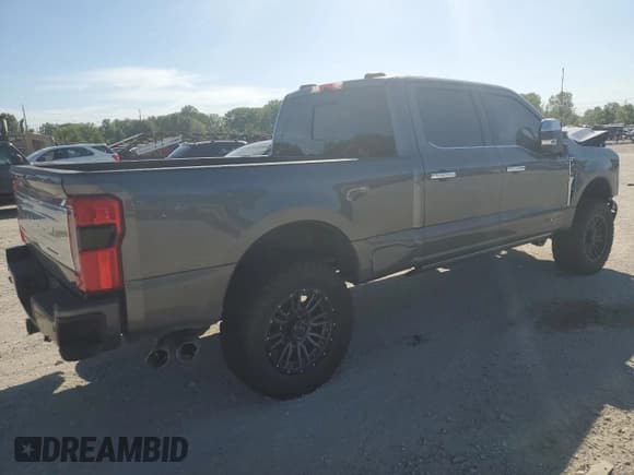 ✅ 2024 Ford F-350 XL • VIN: 1FT8W3BT1REC36912 • Lot: 56510924. Wystawiony na Copart z przebiegiem Nie podano. Bezpłatny archiwum sprzedaży aukcyjnych z USA i szczegółowy raport historii pojazdu na DreamBid. Zdjęcie 3.