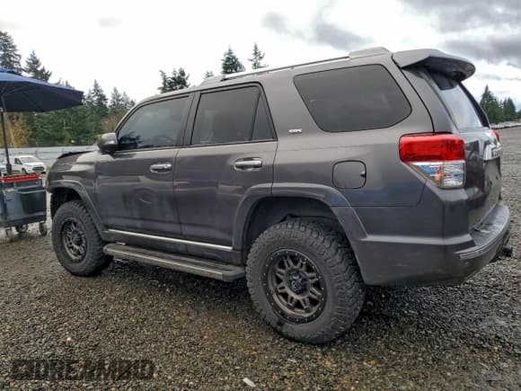 ✅ 2011 Toyota 4Runner Limited • VIN: JTEBU5JR2B5064579 • Lot: 95011455. Listed on Copart with 110,083 mi. Free auction sales archive from the USA and detailed vehicle history report at DreamBid. Image 2.