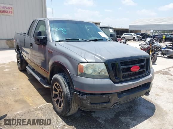 ✅ 2004 Ford F-150 XLT • VIN: 1FTPX145X4NA29505 • Lot: 42467992. Listed on IAAI with 202,914 mi. Free auction sales archive from the USA and detailed vehicle history report at DreamBid. Image 1.