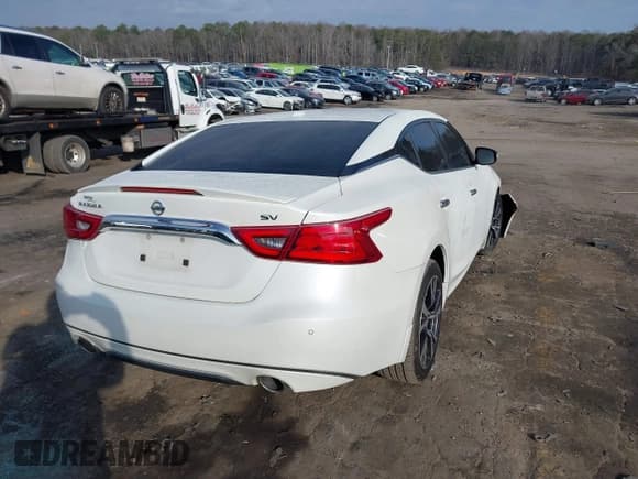 ✅ 2016 Nissan Maxima SL • VIN: 1N4AA6AP2GC387004 • Lot: 41504524. Wystawiony na IAAI z przebiegiem 95 437 mil. Bezpłatny archiwum sprzedaży aukcyjnych z USA i szczegółowy raport historii pojazdu na DreamBid. Zdjęcie 4.