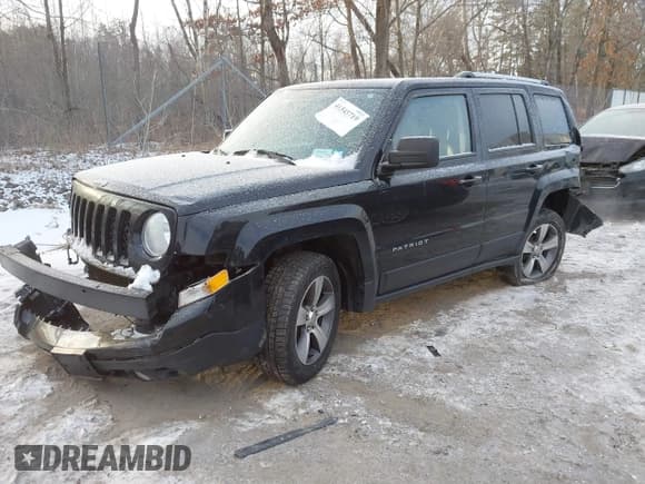 ✅ 2017 Jeep Patriot High Altitude • VIN: 1C4NJPFA2HD132872 • Lot: 41345719. Wystawiony na IAAI z przebiegiem 56 864 mil. Bezpłatny archiwum sprzedaży aukcyjnych z USA i szczegółowy raport historii pojazdu na DreamBid. Zdjęcie 17.