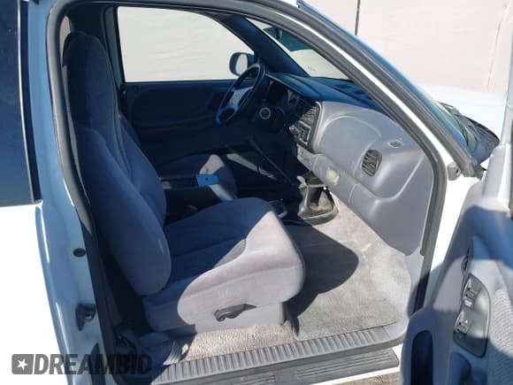 ✅ 1997 Dodge Dakota • VIN: 1B7GL23Y6VS207961 • Lot: 43703708. Wystawiony na IAAI z przebiegiem 297 431 mil. Bezpłatny archiwum sprzedaży aukcyjnych z USA i szczegółowy raport historii pojazdu na DreamBid. Zdjęcie 5.