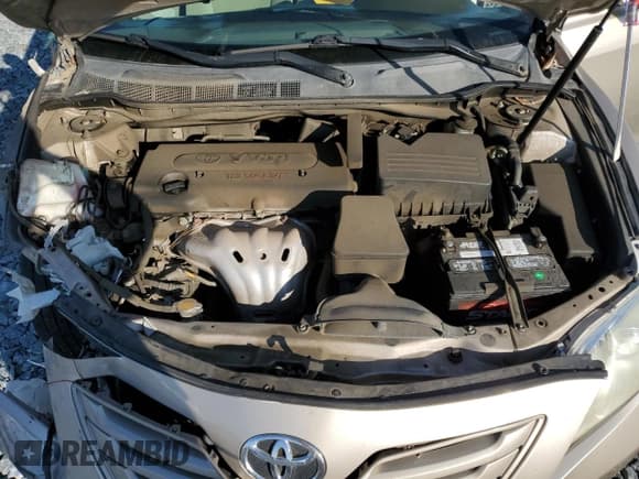 ✅ 2009 Toyota Camry LE • VIN: 4T4BE46K99R087737 • Лот: 90075355. Опубликован ранее на Copart с пробегом 92 908 миль. Бесплатный доступ к архиву аукционных продаж из США и подробный отчёт об истории автомобиля на DreamBid. Изображение 11.