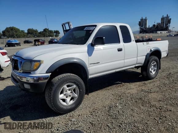 ✅ 2001 Toyota Tacoma PreRunner • VIN: 5TESN92NX1Z791503 • Lot: 90360315. Wystawiony na Copart z przebiegiem 332 297 mil. Bezpłatny archiwum sprzedaży aukcyjnych z USA i szczegółowy raport historii pojazdu na DreamBid. Zdjęcie 1.