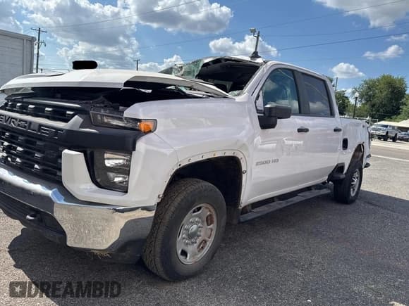 ✅ 2022 Chevrolet Silverado 2500HD Work Truck • VIN: 1GC4YLE77NF188182 • Лот: 67854195. Опубликован ранее на Copart с пробегом 60 514 миль. Бесплатный доступ к архиву аукционных продаж из США и подробный отчёт об истории автомобиля на DreamBid. Изображение 2.