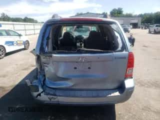 2007 Hyundai Entourage GLS z VIN KNDMC233476023931, wystawiony jako Copart lot #60783775 z przebiegiem 163 612 mil mil oraz Szkoda całkowita • Salvage title. Historia ofert i sprzedaży dostępna na DreamBid. Obrazek 6.