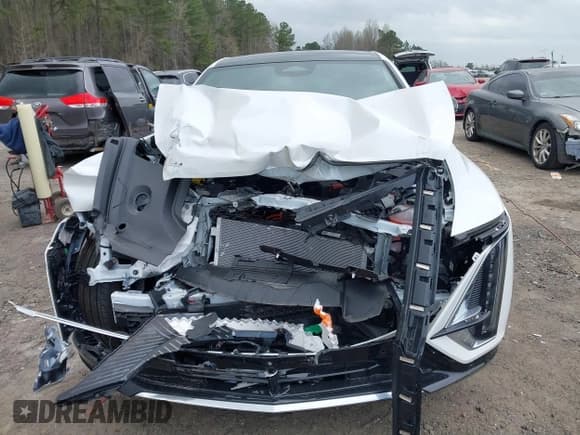 ✅ 2024 Cadillac LYRIQ Luxury • VIN: 1GYKPRRK7RZ116943 • Лот: 41823115. Опубликован ранее на IAAI с пробегом Не указан. Бесплатный доступ к архиву аукционных продаж из США и подробный отчёт об истории автомобиля на DreamBid. Изображение 12.