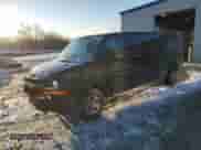 2008 Chevrolet Express Passenger с VIN 1GAHG39K581166937, выставлен на аукционе Copart как лот 42191565 с пробегом 202 386 миль миль и Списание • Salvage title. История ставок и продаж доступна на DreamBid. Изображение 1.