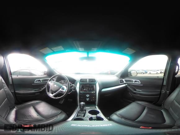 ✅ 2014 Ford Explorer XLT • VIN: 1FM5K7D84EGC47234 • Lot: 42165805. Wystawiony na IAAI z przebiegiem 166 452 mil. Bezpłatny archiwum sprzedaży aukcyjnych z USA i szczegółowy raport historii pojazdu na DreamBid. Zdjęcie 19.