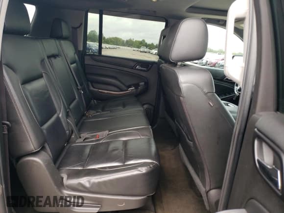 ✅ 2016 Chevrolet Suburban LT • VIN: 1GNSKHKC9GR310959 • Lot: 73182234. Wystawiony na Copart z przebiegiem 192 907 mil. Bezpłatny archiwum sprzedaży aukcyjnych z USA i szczegółowy raport historii pojazdu na DreamBid. Zdjęcie 11.