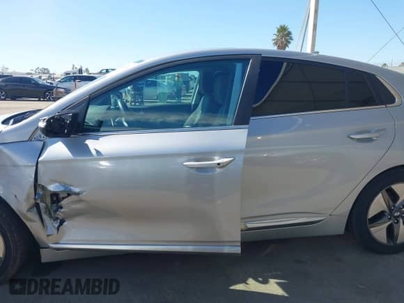 2020 Hyundai Ioniq SEL с VIN KMHC85LC9LU210713, выставлен на аукционе IAAI как лот 43419724 с пробегом 26 583 миль миль и . История ставок и продаж доступна на DreamBid. Изображение 14.
