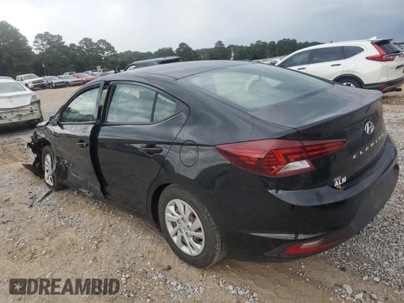 ✅ 2019 Hyundai Elantra SE • VIN: 5NPD74LF2KH492377 • Лот: 84171545. Опубликован ранее на Copart с пробегом 89 281 миль. Бесплатный доступ к архиву аукционных продаж из США и подробный отчёт об истории автомобиля на DreamBid. Изображение 2.