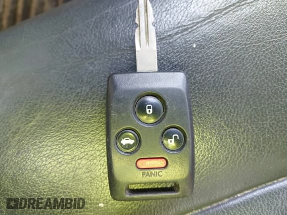 ✅ 2008 Subaru Tribeca Limited • VIN: 4S4WX97D784416825 • Lot: 43762196. Listed on IAAI with 213,948 mi. Free auction sales archive from the USA and detailed vehicle history report at DreamBid. Image 11.