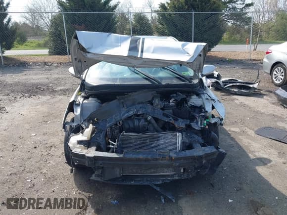 ✅ 2015 Hyundai Accent Sport • VIN: KMHCU5AE5FU234091 • Lot: 42025748. Wystawiony na IAAI z przebiegiem 111 665 mil. Bezpłatny archiwum sprzedaży aukcyjnych z USA i szczegółowy raport historii pojazdu na DreamBid. Zdjęcie 13.