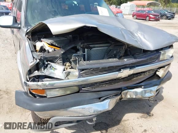 2001 Chevrolet Silverado 1500 LS с VIN 1GCEK19T31E130989, выставлен на аукционе IAAI как лот 43288923 с пробегом 302 694 миль миль и . История ставок и продаж доступна на DreamBid. Изображение 6.