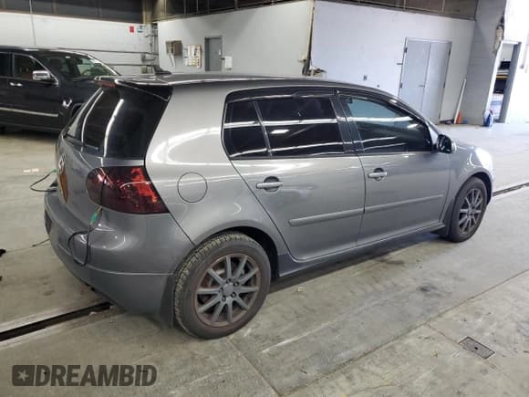 ✅ 2008 Volkswagen Golf GTI • VIN: WVWHV71K18W272661 • Lot: 84044875. Wystawiony na Copart z przebiegiem 120 192 mil. Bezpłatny archiwum sprzedaży aukcyjnych z USA i szczegółowy raport historii pojazdu na DreamBid. Zdjęcie 3.